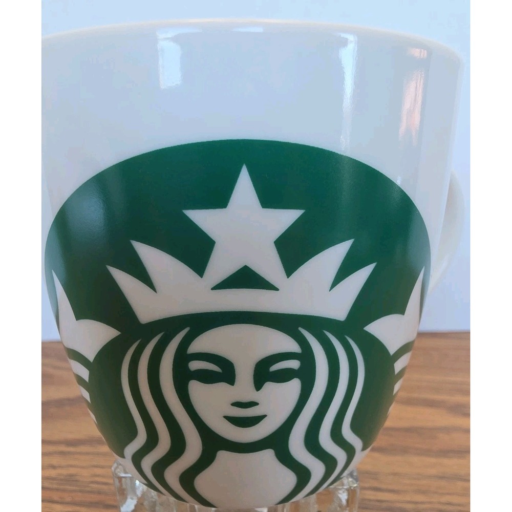 Starbucks 2017 Classic White Green Siren Logo Ceramic 14 Oz Coffee Mug